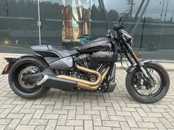HARLEY-DAVIDSON SOFTAIL FXDR 114 